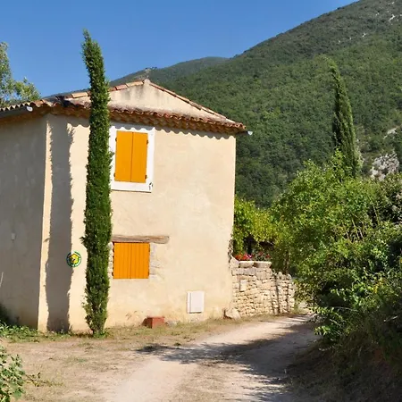 St Roch En Luberon Castellet-en-Luberon